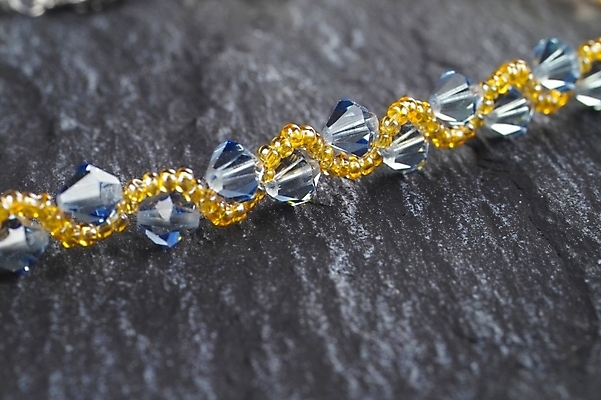 포토 JPG 옷 백그라운드 목걸이 장신구 미술 사람없음 장식 보석 비즈 비즈공예 국내포토 문화예술 광석 공예 파일형식