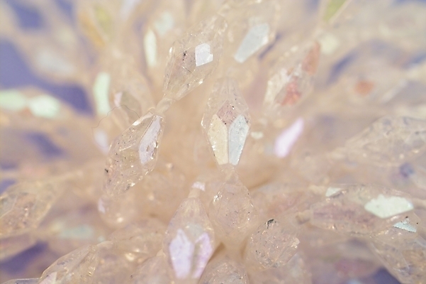 포토 JPG 옷 백그라운드 장신구 미술 근접촬영 사람없음 장식 크리스탈 비즈 비즈공예 국내포토 뷰포인트 문화예술 광석 공예 파일형식