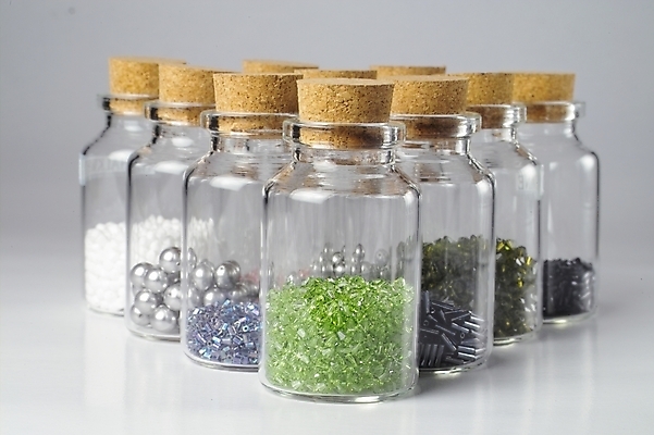 포토 JPG 생활용품 유리병 사람없음 병 오브젝트 여성용품 진주 비즈 코르크 스팽글 국내포토 식기 병_용기 보석 파일형식