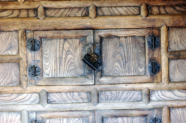 포토 JPG 한국문화 한국전통 전통 가구 생활용품 전통소품 실내 근접촬영 사람없음 장롱 장 오브젝트 서랍장 고가구 목재가구 문갑 국내포토 동양문화 뷰포인트 한국 내부 파일형식