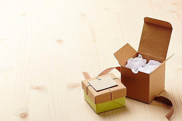 포토 JPG 스튜디오촬영 리본 종이 배경화면 백그라운드 포장 실내 선물포장 선물 사람없음 장식 선물상자 상자 끈 오픈 오브젝트 국내포토 내부 파일형식