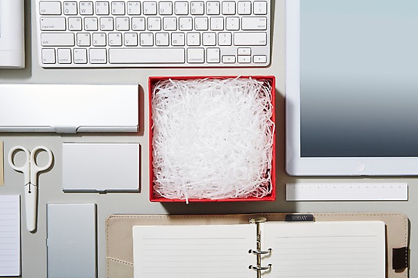 포토 JPG 스튜디오촬영 리본 백그라운드 포장 가위 실내 선물포장 선물 사람없음 장식 선물상자 상자 태블릿 다이어리 사무용품 키보드 오브젝트 국내포토 문구용품 내부 전자제품 스마트기기 파일형식