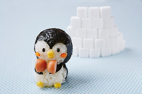 포토 JPG 스튜디오촬영 모양 음식 컨셉 식재료 재료 밥 실내 옥수수 사람없음 아웃포커스 장식 귀여움 당근 소시지 김 각설탕 펭귄 햄 이글루 주먹밥 국내포토 조류 곡류 뿌리채소 촬영기법 육류 내부 해조류 가공식품 설탕 파일형식