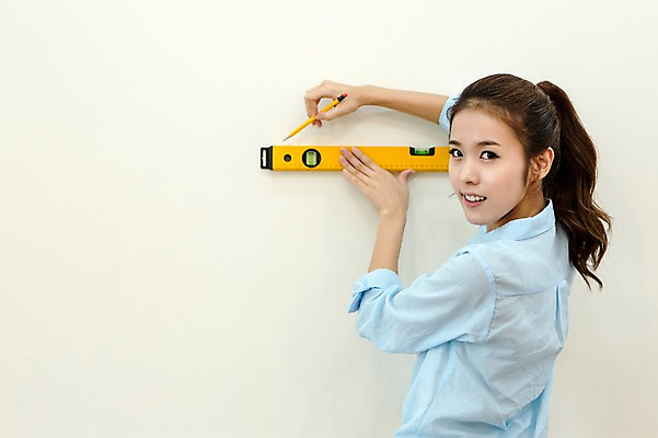 포토 JPG 우먼라이프 라이프스타일 여자 행복 여유 벽 실내 자 한명 웃음 들기 사람 상반신 20대 성인 취미 라이프 옆모습 인테리어 연필 한국인 즐거움 측정 치수 수평계 청년만 청년여자만 청년여자한명만 성인여자한명만 국내포토 1 디자인 감정 뷰포인트 모션 문구용품 학용품 표정 동양인 청년 내부 생활 필기구 여자만 여자한명만 성인여자만 성인만 파일형식