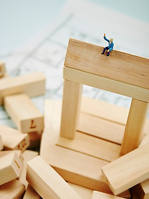 포토 JPG 스튜디오촬영 모양 어린이교육 교육 종이 인형 도안 놀이 실내 사람없음 아웃포커스 장난감 숫자 놀이용품 블록 미니어처 피규어 설계도 오브젝트 교구 나무토막 나무블록 국내포토 문자 건설업 촬영기법 내부 목재 모형 파일형식