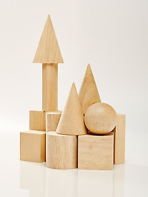 포토 JPG 스튜디오촬영 모양 도형 어린이교육 교육 놀이 실내 사람없음 장난감 놀이용품 사각형 블록 삼각형 오브젝트 교구 원뿔 나무블록 국내포토 내부 목재 파일형식