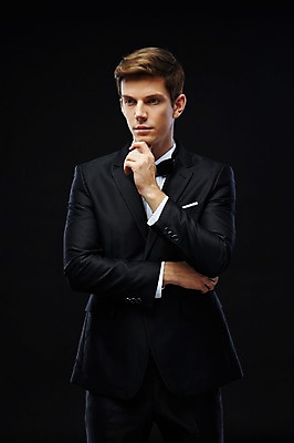 포토 JPG 스튜디오촬영 서양인 외국인 해외기획촬영 2012년태국 남자 생각 검은배경 실내 한명 서기 사람 정장 턱시도 상반신 20대 성인 앞모습 고급 고민 연미복 청년만 청년남자만 청년남자한명만 성인남자한명만 국내포토 1 옷 감정 뷰포인트 백그라운드 컨셉 모션 인종 청년 내부 검은색 남자만 남자한명만 성인남자만 성인만 파일형식