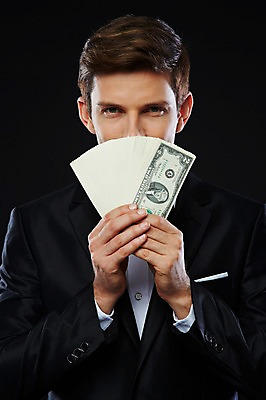 포토 JPG 스튜디오촬영 서양인 외국인 해외기획촬영 2012년태국 남자 지폐 돈 비즈니스 검은배경 실내 한명 들기 사람 정장 턱시도 상반신 20대 성인 앞모습 금융 경제 달러 부 고급 연미복 청년만 청년남자만 청년남자한명만 성인남자한명만 국내포토 1 옷 뷰포인트 백그라운드 컨셉 모션 인종 청년 내부 검은색 재산 남자만 남자한명만 성인남자만 성인만 파일형식