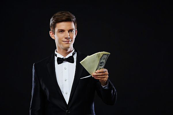 포토 JPG 스튜디오촬영 서양인 외국인 해외기획촬영 2012년태국 남자 지폐 돈 비즈니스 검은배경 실내 한명 웃음 들기 사람 정장 턱시도 상반신 20대 성인 앞모습 금융 경제 부 고급 연미복 청년만 청년남자만 청년남자한명만 성인남자한명만 국내포토 1 옷 뷰포인트 백그라운드 컨셉 모션 표정 인종 청년 내부 검은색 재산 남자만 남자한명만 성인남자만 성인만 파일형식