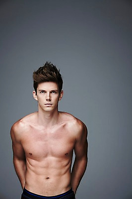 포토 JPG 스튜디오촬영 서양인 외국인 해외기획촬영 2012년태국 남자 포즈 모션 회색배경 근육 상의탈의 실내 한명 사람 상반신 20대 성인 앞모습 섹시 청년만 청년남자만 청년남자한명만 성인남자한명만 국내포토 1 뷰포인트 백그라운드 컨셉 탈의 인종 청년 내부 회색 남자만 남자한명만 성인남자만 성인만 파일형식