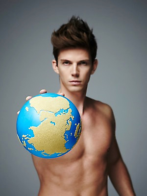 포토 JPG 스튜디오촬영 서양인 외국인 해외기획촬영 2012년태국 남자 지구 모션 회색배경 상의탈의 실내 한명 들기 사람 상반신 20대 성인 앞모습 아웃포커스 글로벌 섹시 지구본 청년만 청년남자만 청년남자한명만 성인남자한명만 국내포토 1 뷰포인트 백그라운드 컨셉 탈의 촬영기법 인종 청년 내부 회색 남자만 남자한명만 성인남자만 성인만 파일형식