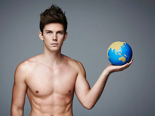 포토 JPG 스튜디오촬영 서양인 외국인 해외기획촬영 2012년태국 남자 지구 모션 회색배경 상의탈의 실내 한명 들기 사람 상반신 20대 성인 앞모습 글로벌 섹시 지구본 청년만 청년남자만 청년남자한명만 성인남자한명만 국내포토 1 뷰포인트 백그라운드 컨셉 탈의 인종 청년 내부 회색 남자만 남자한명만 성인남자만 성인만 파일형식