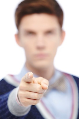 포토 JPG 스튜디오촬영 서양인 외국인 해외기획촬영 2012년태국 남자 모션 실내 한명 사람 손짓 상반신 20대 성인 앞모습 아웃포커스 가리킴 삿대질 청년만 청년남자만 청년남자한명만 성인남자한명만 국내포토 1 뷰포인트 촬영기법 인종 청년 내부 남자만 남자한명만 성인남자만 성인만 파일형식