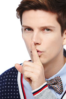 포토 JPG 스튜디오촬영 서양인 외국인 해외기획촬영 2012년태국 남자 모션 나비넥타이 실내 한명 누끼 사람 손짓 상반신 20대 성인 앞모습 캐주얼 비밀 쉿 조용 청년만 청년남자만 청년남자한명만 성인남자한명만 국내포토 1 옷 뷰포인트 컨셉 넥타이 인종 청년 내부 남자만 남자한명만 성인남자만 성인만 파일형식