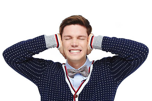 포토 JPG 스튜디오촬영 서양인 외국인 해외기획촬영 2012년태국 남자 모션 나비넥타이 실내 한명 누끼 사람 상반신 20대 성인 앞모습 캐주얼 눈감음 찡그림 귀막기 시끄러움 소음 청년만 청년남자만 청년남자한명만 성인남자한명만 국내포토 1 옷 뷰포인트 넥타이 표정 인종 손짓 청년 내부 소리 남자만 남자한명만 성인남자만 성인만 파일형식