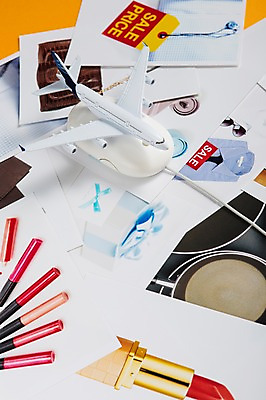 포토 JPG 스튜디오촬영 옷 종이 백그라운드 컨셉 가방 비즈니스 비행기 실내 선물 사람없음 금융 경제 선물상자 쇼핑 선글라스 장난감 세일 화장품 립스틱 마우스 잡지 스마트 오브젝트 무역 수입 국내포토 잡화 산업 안경 항공교통 대중교통 내부 간행물 상자 뷰티 컴퓨터용품 파일형식