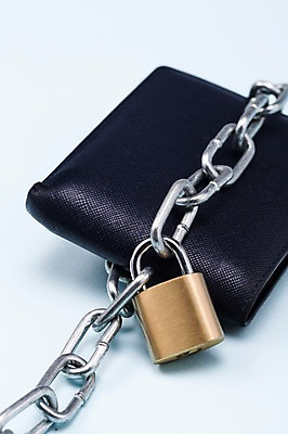 포토 JPG 스튜디오촬영 백그라운드 컨셉 비즈니스 자물쇠 실내 사람없음 금융 경제 고리 지갑 쇠사슬 묶기 철 스마트 오브젝트 국내포토 모션 내부 파일형식