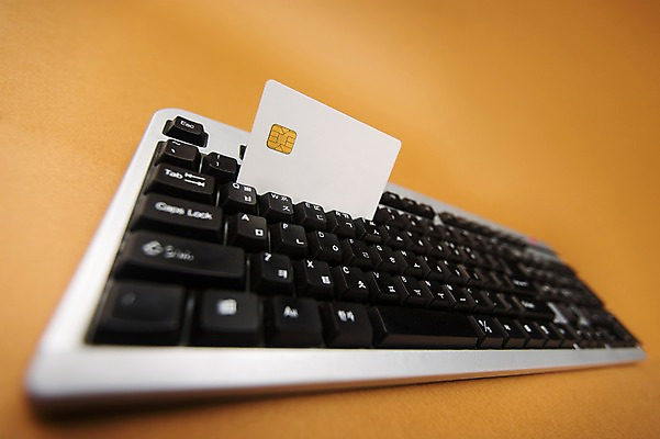 포토 JPG 스튜디오촬영 백그라운드 컨셉 비즈니스 실내 사람없음 금융 경제 키보드 신용카드 스마트 오브젝트 결제 인터넷결제 국내포토 내부 파일형식