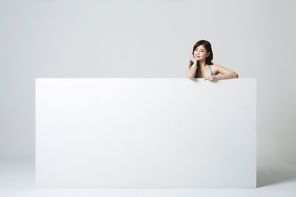 포토 JPG 스튜디오촬영 우먼라이프 배너 계절 여자 수영복 여유 포즈 팔찌 휴가 광고판 실내 한명 웃음 사람 동양인 상반신 20대 성인 앞모습 여름 여름휴가 바캉스 비키니 섹시 턱괴기 한국인 알림 의료성형뷰티 여자만 여자한명만 성인여자만 청년만 청년여자만 성인한명만 청년여자한명만 성인여자한명만 성인만 국내포토 1 라이프스타일 옷 감정 뷰포인트 컨셉 장신구 모션 알림판 표정 인종 청년 내부 판 파일형식 여름_계절