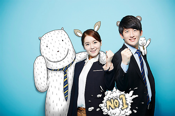 PSD 동물 편집 편집이미지 여자 남자 백그라운드 비즈니스 포토일러 넥타이 실내 합성일러스트 웃음 사람 동양인 정장 손짓 상반신 20대 성인 두명 청춘 파이팅 고양이 주먹 한국인 직장인 비즈니스맨 비즈니스우먼 자신감 디지털합성 편집일러스트 반려 청년만 성인만 이미지편집 직업 잡화 옷 감정 컨셉 포유류 모션 표정 인종 청년 내부 반려동물 파일형식