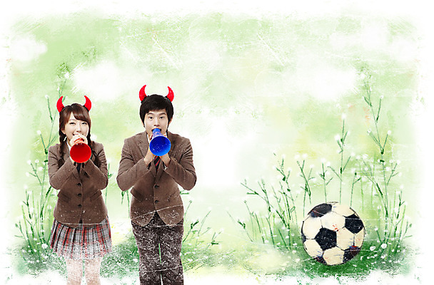 PSD 식물 편집 편집이미지 학생 여학생 여자 남자 교복 남학생 축구공 공 응원 고등학생 뿔 서기 들기 사람 동양인 상반신 두명 축구 확성기 한국인 응원용품 머리띠 자신감 풀 붉은악마 축구응원 열정 십대만 월드싸커 이미지편집 옷 감정 스포츠 장신구 축구용품 모션 청소년 인종 구기 오브젝트 파일형식