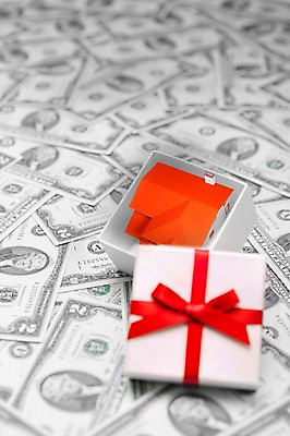 모양 PSD 편집이미지 리본 백그라운드 지폐 돈 부동산 선물 사람없음 아웃포커스 컴퓨터그래픽 그래픽 금융 경제 선물상자 상자 3D소스 3D 달러 미니어처 끈 오픈 묶기 집모양 편집소스 편집3D 모션 촬영기법 모형 재산 디지털합성 파일형식