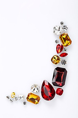 포토 JPG 스튜디오촬영 백그라운드 장신구 안내 프레임 실내 사람없음 광석 보석 알림 오브젝트 에메랄드 다이아몬드 루비 사파이어 국내포토 내부 파일형식