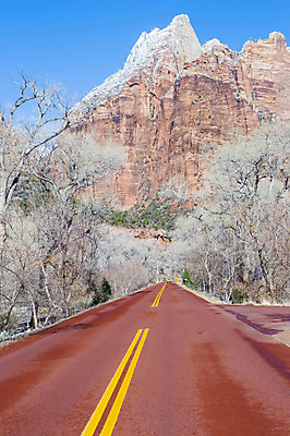 포토 JPG 해외이미지 나무 공원 도로 여행 겨울 오렌지 자연 하늘 휴가 산 풍경 사람없음 야외 빨간색 파란색 강 여행객 골짜기 계곡 얼음 미국 하이킹 사막 추위 바위 흰색 황무지 호기심 내추럴 시온산 전국 지질학 해외202004 해외포토 자연요소 식물 계절 공공시설 교육 감정 길 컬러 컨셉 북아메리카 과일 교통시설 레저 사람 돌_바위 생태계 파일형식 이미지허브