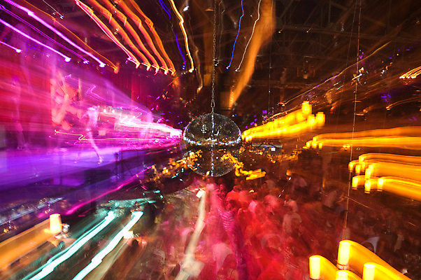 포토 JPG 해외이미지 선 음악 포즈 백그라운드 추상 조명 미술 사람없음 빛 파티 디지털 장비 에너지 과학기술 무대 램프 춤 손전등 점 원형 발표 야간 극장 필름 클럽 디스코 만들기 쇼 스포트라이트 형광등 영사기 연극 발생 콘크리트 해외202004 해외포토 자연요소 도형 무늬 모션 문화예술 전등 기술 이벤트 파일형식 이미지허브