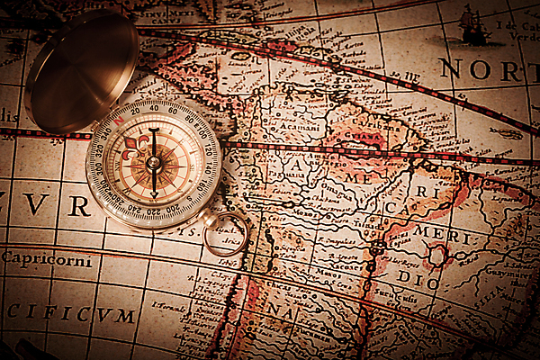 포토 JPG 해외이미지 지도 사람없음 장미 미국 카트 수확 골동품 나침반 북쪽 놋쇠 옛날 해외202004 해외포토 꽃 북아메리카 농업 방향 파일형식 이미지허브