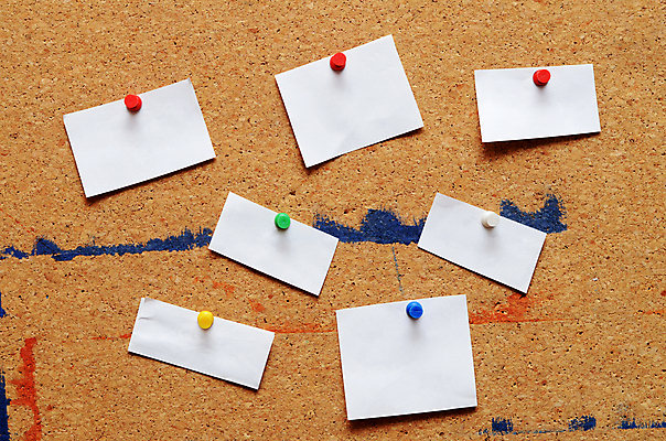 포토 JPG 해외이미지 종이 텍스트 사람없음 쪽지 공백 메시지 질감 코르크 코르크보드 해외202004 해외포토 알림판 파일형식 이미지허브