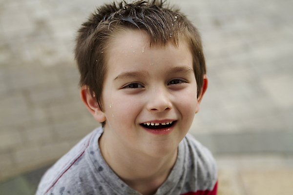 포토 JPG 해외이미지 백인 라이프스타일 응시 교육 행복 얼굴 어린이 남학생 회사 한명 사람 소년 청년 야외 친구 우정 기쁨 자녀 표현 긍정 내추럴 초보 해외202004 해외포토 서양인 1 학생 시선 남자 감정 컨셉 비즈니스 관계 성인 생활 신체부위 파일형식 이미지허브