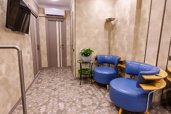 포토 JPG 해외이미지 디자인 커피 거실 벽지 탁자 호텔 부동산 바닥 아파트 주택 사람없음 내부 문 계단 식당 텔레비전 카페 방 복도 기다림 클래식 모서리 계획 타일 그림 안락의자 부드러움 연금 임대 호스텔 스타일 안락 해외202004 해외포토 음료 가구 컨셉 의자 모션 숙소 건물 경제 전자제품 상점 감각 재산 파일형식 이미지허브