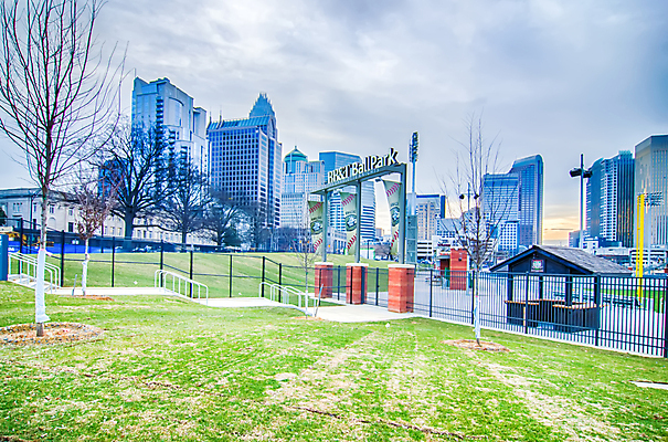 포토 JPG 해외이미지 스포츠 장갑 공 아침 새로움 사람없음 울타리 경쟁 경기장 야구 도심 2014년 찬성 복잡 해외202004 해외포토 주간 잡화 컨셉 스포츠시설 담장 구기 도시 연도 파일형식 이미지허브