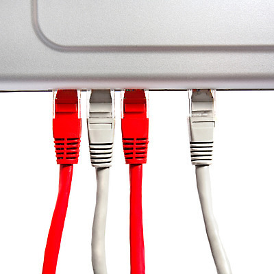 포토 JPG 해외이미지 선 백그라운드 이동 인터넷 통신 매달리기 사람없음 빨간색 전자제품 디지털 장비 흰색 네트워크 고리 플러그 코드 연결 접속 오브젝트 철사 포트 스위치 고립 모뎀 서버 줄서기 제공자 해외202004 해외포토 컬러 컨셉 모션 파일형식 이미지허브