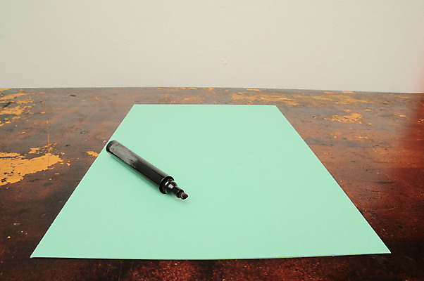 포토 JPG 해외이미지 교육 종이 컨셉 비즈니스 표시 사람없음 공백 시험 흰색 붓 질감 문서 시트 해외202004 해외포토 컬러 파일형식 이미지허브