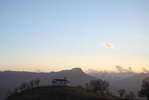 포토 JPG 해외이미지 전통 기독교 종교 아침 산 사람없음 태양 교회 황혼 새벽 영혼 정상 저녁 그리스 그리스인 신앙심 메테오라 해외202004 해외포토 주간 자연요소 서양인 유럽 종교건축 건물 일몰 세계문화유산 야간 파일형식 이미지허브