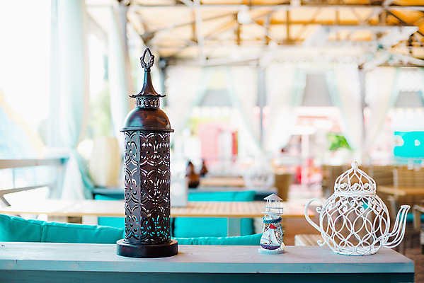 포토 JPG 해외이미지 라이프스타일 접시 음료 음식 바다 가구 포크 2 와인잔 의자 유리 탁자 호텔 휴가 이벤트 사람없음 야외 빨간색 세트 햇빛 태양 일출 식당 와인 식사 저녁식사 황혼 일몰 카페 축하 스페인 고급 우아함 은색 야간 갑판 장면 설정 점심식사 해외202004 해외포토 자연요소 식기 유럽 컬러 생활용품 컨셉 배_교통 술잔 재질 숙소 주류 생활 노을 상점 파일형식 이미지허브