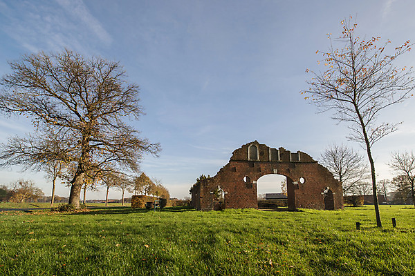 포토 JPG 해외이미지 농업 유적 회사 건축양식 주택 사람없음 농장 역사 네덜란드 지역 옛날 오리지널 파멸 해외202004 해외포토 전통 건축 유럽 산업 컨셉 비즈니스 건물 파일형식 소멸 이미지허브
