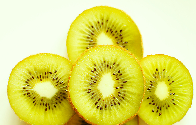 포토 JPG 해외이미지 단면 실내 키위 근접촬영 사람없음 흰배경 해외202004 해외포토 뷰포인트 백그라운드 과일 내부 흰색 파일형식 이미지허브