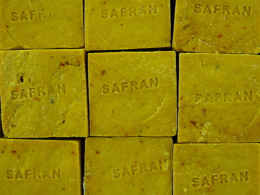 포토 JPG 해외이미지 백그라운드 텍스트 자연 추상 건강 사람없음 내부 치료 물 상자 숫자 약 화장품 블록 거품 욕실 조직 보호 씻기 청소 세제 묘사 질감 정사각형 냄새 미생물 비누 라벤더 사프란 샤워실 위생관리 핸드메이드 해외202004 해외포토 자연요소 도형 문자 꽃 컨셉 무늬 의학 생물 관리 위생용품 뷰티 청결 허브 향신료 생태계 샤워시설 파일형식 이미지허브