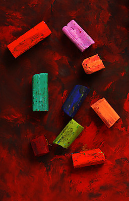 포토 JPG 해외이미지 디자인 교육 종이 어린이 백그라운드 오렌지 교실 학교 가족 상상 추상 창조 사람없음 상자 컬러풀 페인트 유치원 그리기 막대기 낙서 깃털 그림 분필 성적 캔버스 해군 먼지 최초 개발 왁스 파스텔톤 프로젝트 해외202004 해외포토 컬러 무늬 과일 관계 모션 군대 사람 초크 파일형식 이미지허브