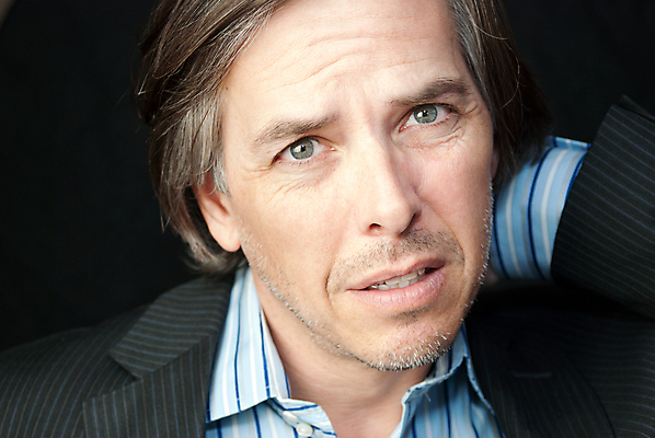 포토 JPG 해외이미지 직업 라이프스타일 손 남자 감정 얼굴 비즈니스 스트레스 피곤 한명 사람 정장 슬픔 표현 비즈니스맨 좌절 고민 두통 목 긴장 편두통 해외202004 해외포토 1 옷 컨셉 생활 신체부위 고통 직장인 질병 파일형식 이미지허브