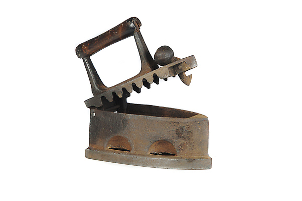 포토 JPG 해외이미지 전통 디자인 백그라운드 가사 가정 주택 사람없음 장식 갈색 금속 힘 기계 장비 수확 골동품 흰색 공구 업무 뜨거움 구멍 거친 플랫 철 오브젝트 부식 싱글 복고 무거움 고립 구식 다리미질 석탄 옛날 철강 스타일 해외202004 해외포토 컬러 농업 재질 건물 도구 작업 무게 파일형식 이미지허브