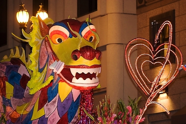 포토 JPG 해외이미지 전통 행복 종교 문화 장난 새로움 기념 미술 동양인 사람없음 컬러풀 머리 축제 중국 봄 공연 댄서 용 등불 축하 춤 최고 행운 재산 사자 연도 정사각형 솜털 샌프란시스코 차이나타운 해외202004 해외포토 도형 직업 계절 감정 아시아 컬러 컨셉 포유류 문화예술 조명 인종 이벤트 신체부위 금융 관광지 파일형식 이미지허브