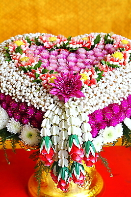 포토 JPG 해외이미지 식물 전통 디자인 계절 기념일 꽃잎 꽃 분홍색 꽃다발 결혼 잎 꽃무늬 태국 자연 결혼식 아이디어 발렌타인데이 사랑 사람없음 장식 초록색 컬러풀 노란색 화환 벚꽃 흰색 축하 신선 난초 황금 다발 배열 꽃집 심볼 열정 엘리먼트 해외202004 해외포토 감정 아시아 컬러 컨셉 무늬 데이이벤트 이벤트 상점 생태계 파일형식 이미지허브