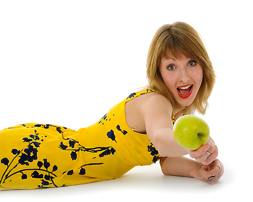 포토 JPG 해외이미지 백인 옷 감정 얼굴 비즈니스 스트레스 한명 사람 성인 금발 노란색 유행 놀람 기쁨 흰색 표현 입 유머 호기심 만들기 반가움 특별함 표현성 해외202004 해외포토 서양인 1 헤어스타일 컬러 컨셉 모션 표정 신체부위 파일형식 이미지허브