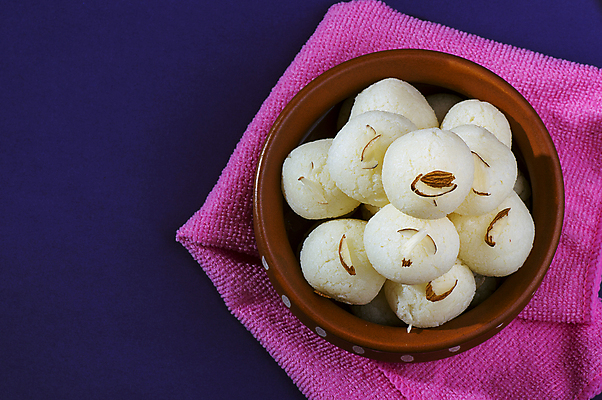 포토 JPG 해외이미지 디저트 사람없음 도자기 원형 사기그릇 냅킨 인도음식 해외포토 도형 그릇 음식 동양음식 파일형식 이미지허브