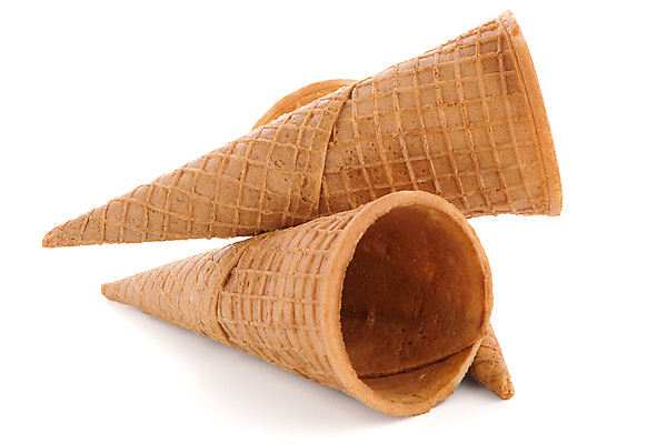 포토 JPG 해외이미지 디저트 실내 사람없음 흰배경 아이스크림콘 바삭바삭 해외202004 해외포토 음식 백그라운드 컨셉 내부 흰색 콘 파일형식 이미지허브