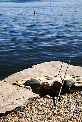 포토 JPG 해외이미지 호수 스포츠 자연 낚시 휴식 어류 취미 사람없음 강 캠핑 수상스포츠 잡기 고리 유혹 낚시꾼 보여주기 미끼 얼레 고립 돌리기 베이스 해외202004 해외포토 컨셉 모션 현악기 레저 수중동물 생태계 파일형식 이미지허브